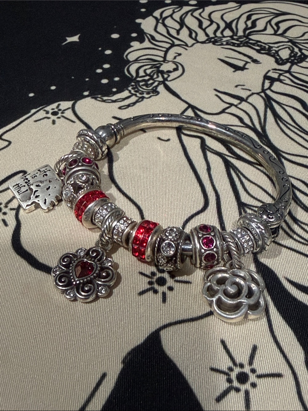 🌹BRIGHTON VINTAGE Silver Charms Bangle Bracelet! Great gift idea!